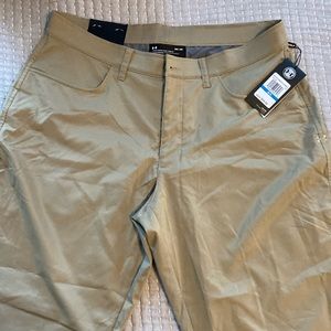 Under Armour Khaki Golf Pants. 36/30